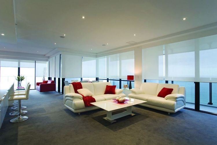 Long Lasting Sunscreen Roller Blinds