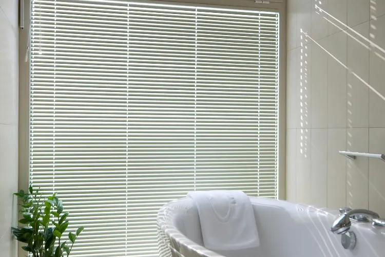 Custom Aluminium Venetian Blind