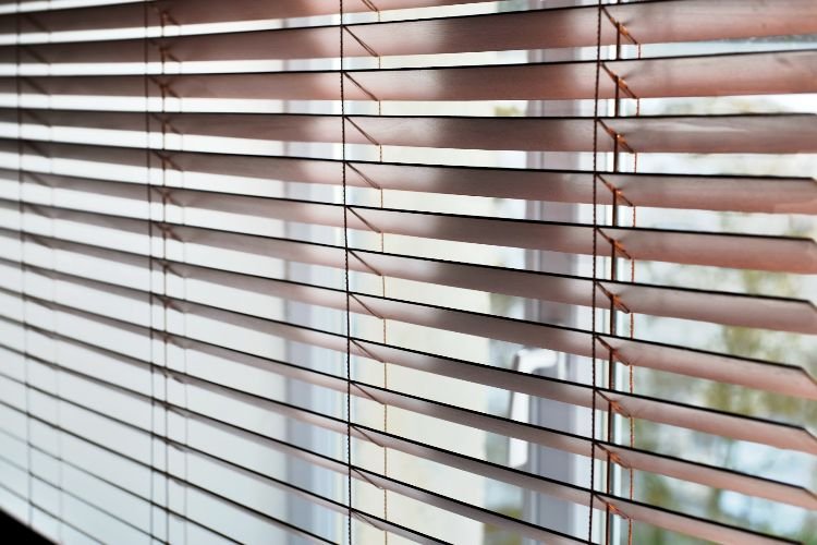 Venetian Blinds Installation