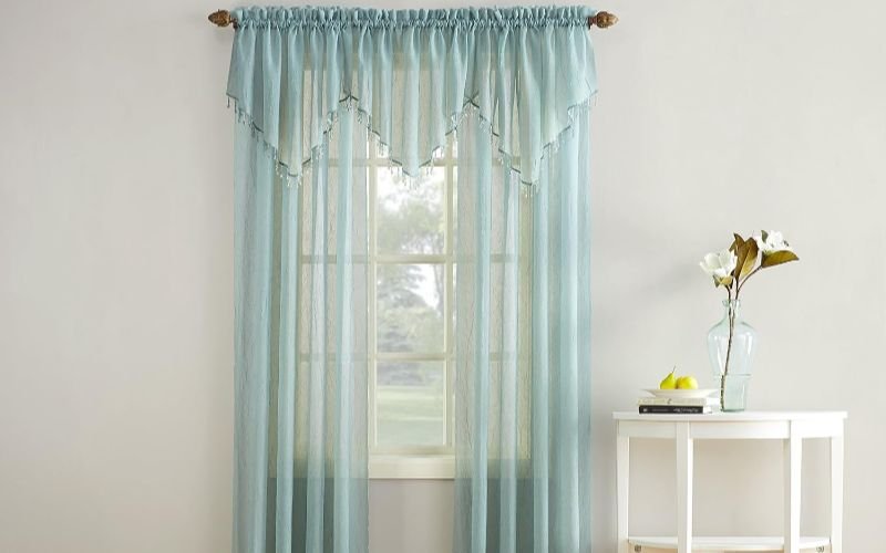 Right Sheer Curtain Selection