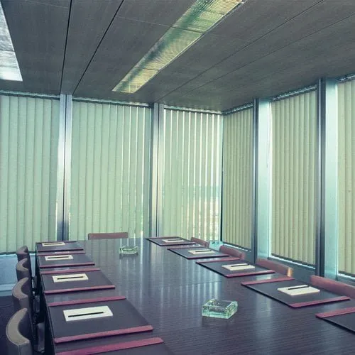 Sleek Sun Protection Office Blinds